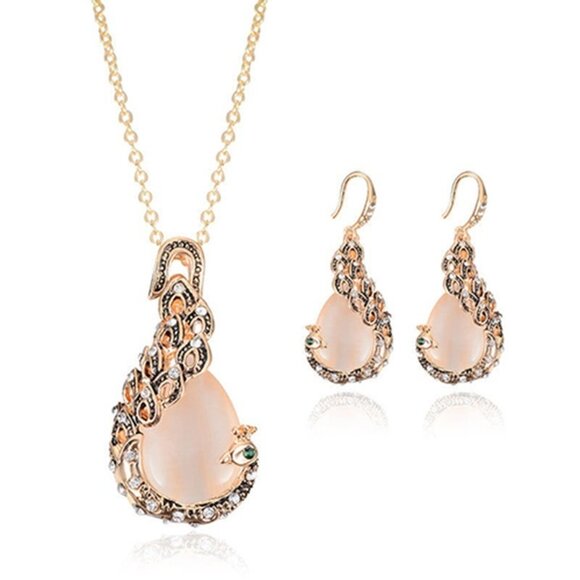 Elegant Water Drop Rhinestone Set - Picture 6 of 6